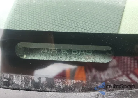 2009 Ford Escape Xlt z USA, uszkodzony, nr VIN 1FMCU93G19KB96333